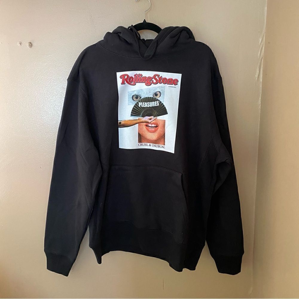 PLEASURES Rolling Stone sweatshirt men’s hoodie black streetwear graphic NWOT L - Picture 8 of 10